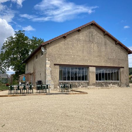 La Chambre Du Tonneau Montigny-sur-l'Ain Exterior photo